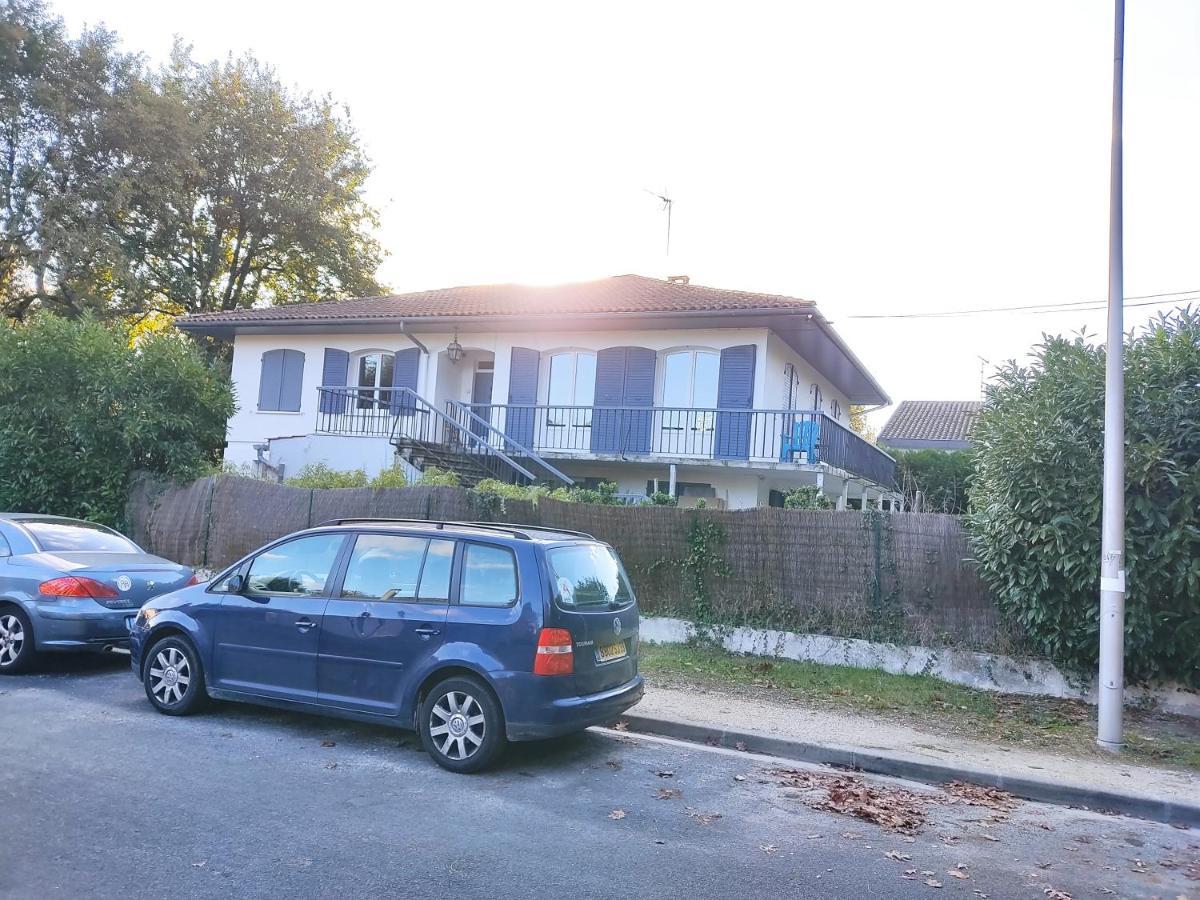 Studio Marjorie Indep. Dans Maison Particuliere Mérignac Exterior foto
