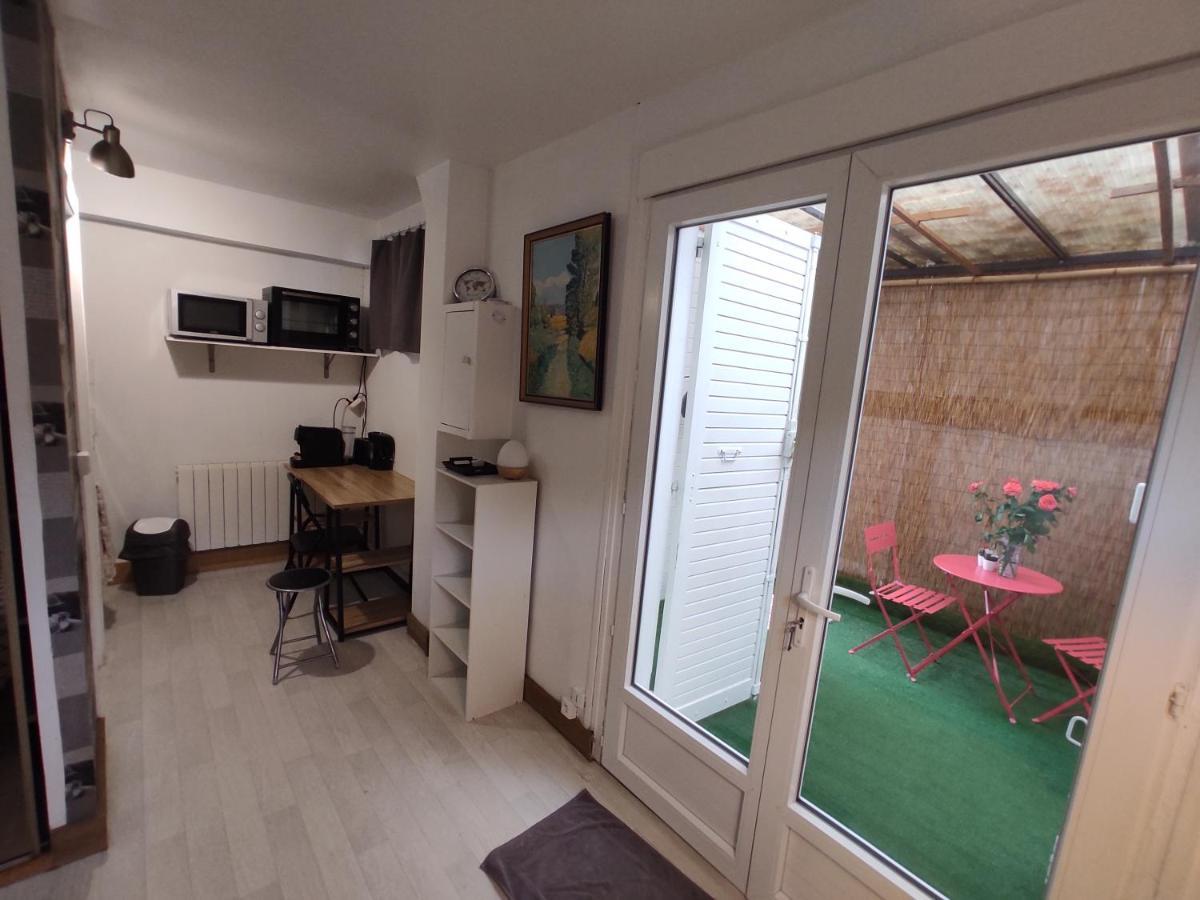 Studio Marjorie Indep. Dans Maison Particuliere Mérignac Exterior foto